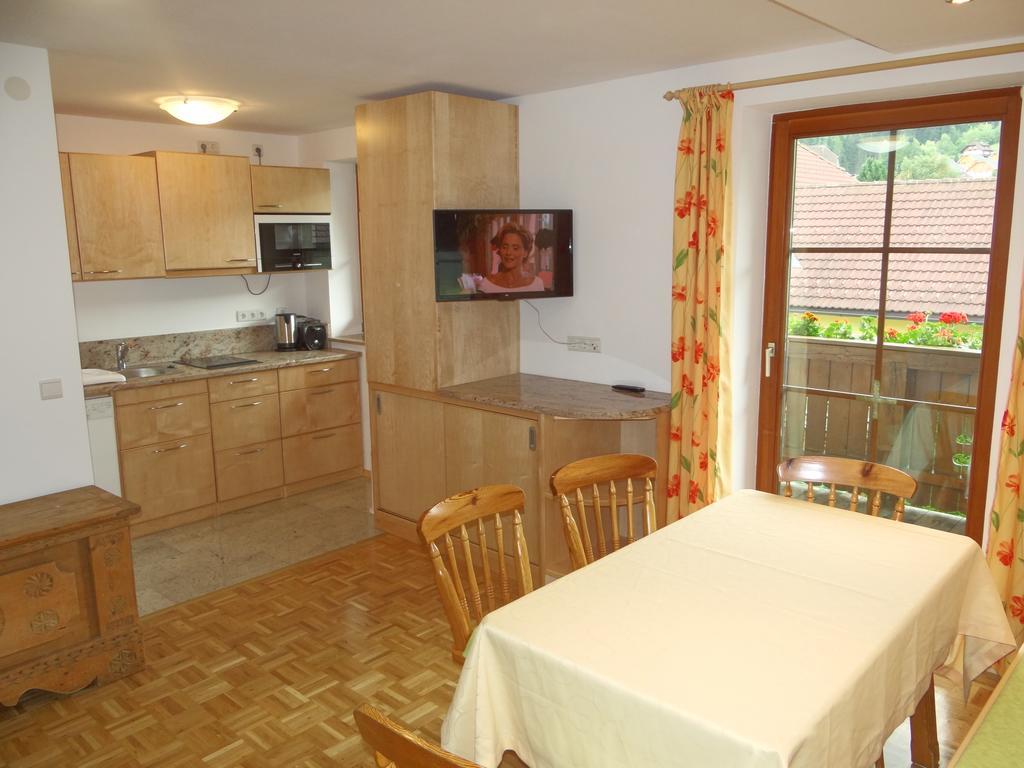 Haus Edelweiss Appartement Sankt Margarethen im Lungau Kamer foto